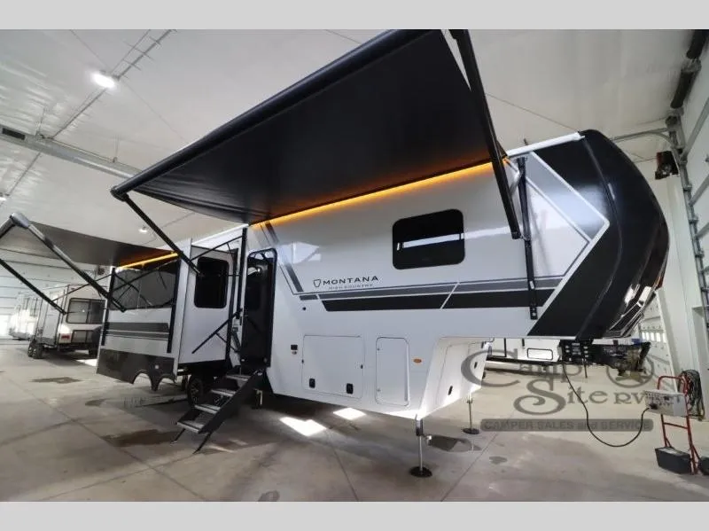 2026 Keystone Montana High Country 290RL - Photo 2