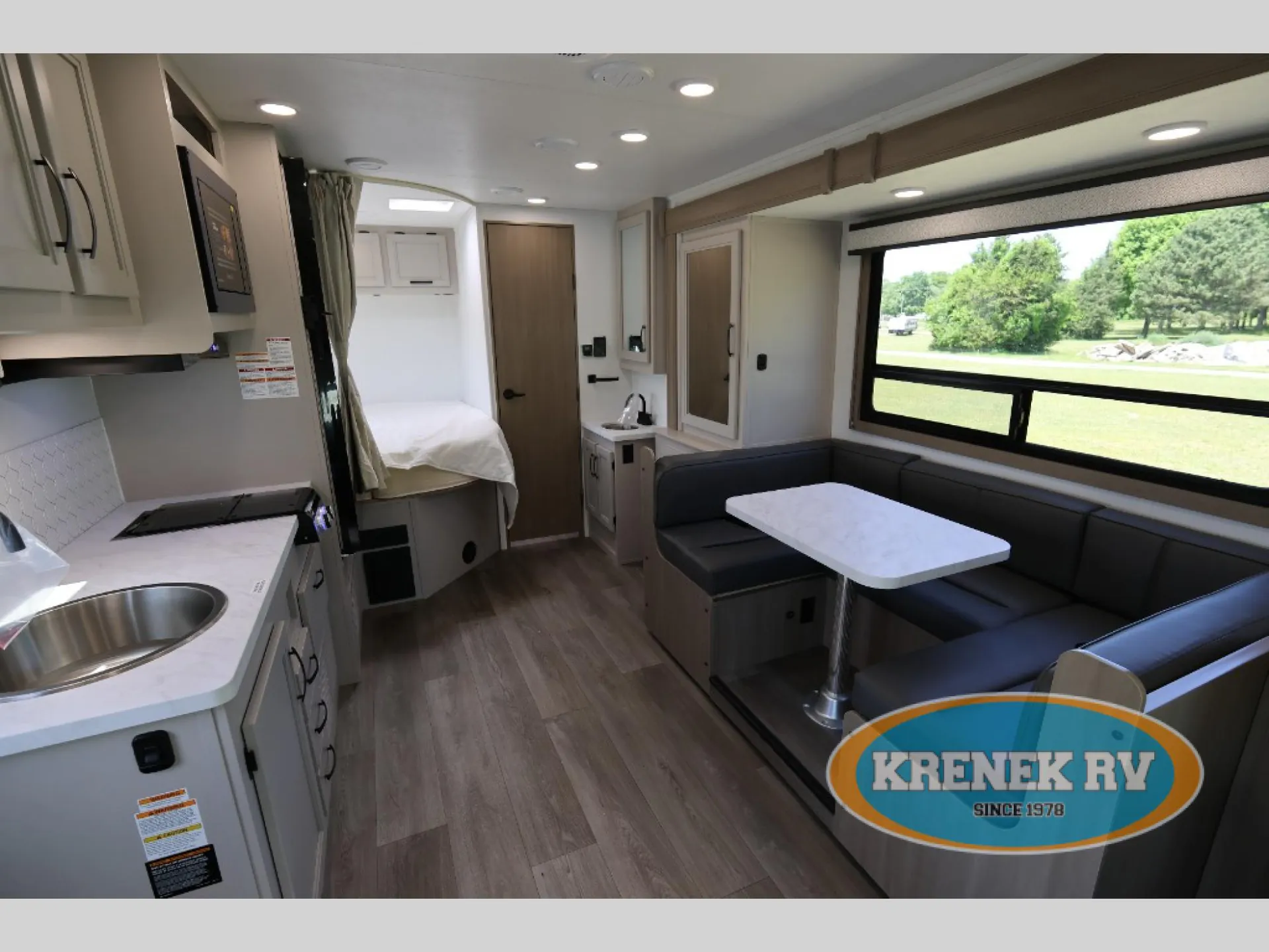2027 Jayco Redhawk SE 22AF - Photo 3