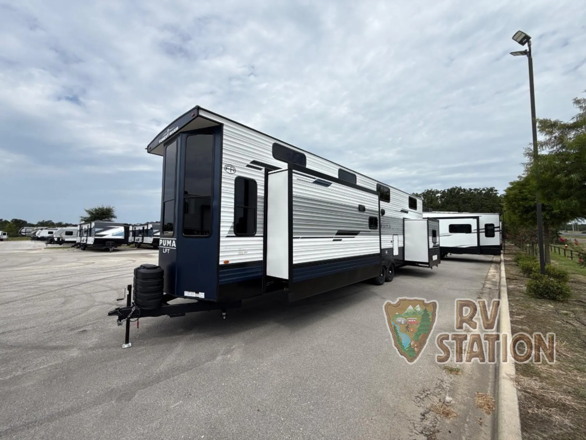 2026 Forest River Puma Vista 402LFT - Photo 4