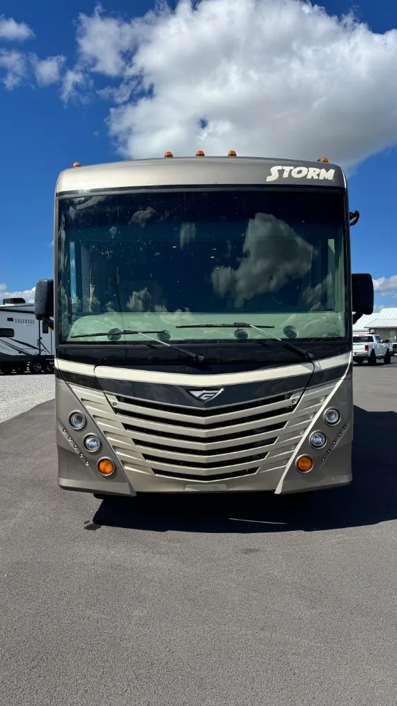 2016 Fleetwood Storm 30L - Photo 3