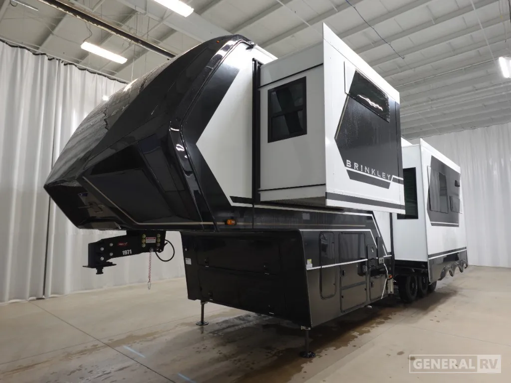 2025 Brinkley Model G 3250, Photos photo 5