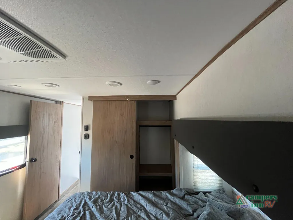 2023 Forest River Cherokee Arctic Wolf 3550 SUITE, Photos photo 33