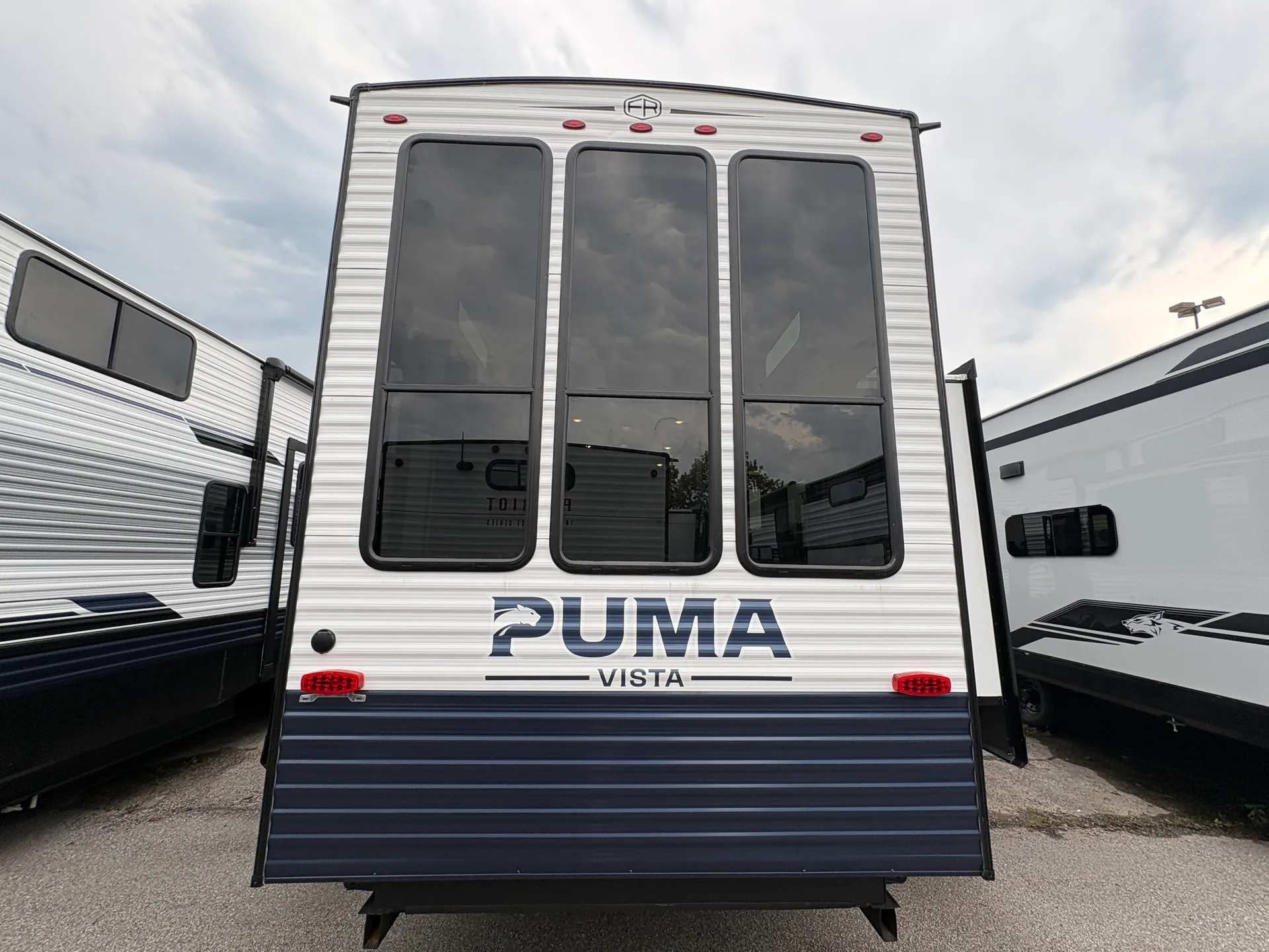 2027 Forest River Puma Vista 401RLFT — Photo 5