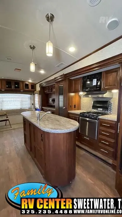 2015 Forest River Wildcat 333MK, Photos photo 34