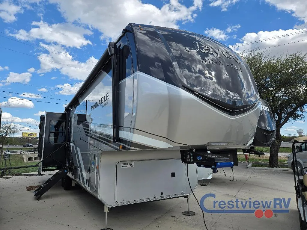 2026 Jayco Pinnacle 36FBTS - Photo 3