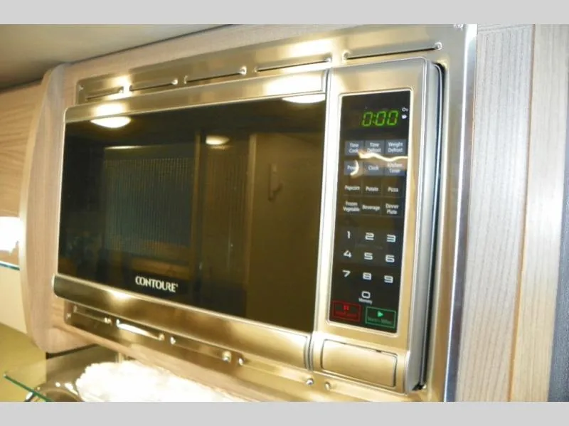 2022 Thor Motor Coach Sequence 20A - Photo 4