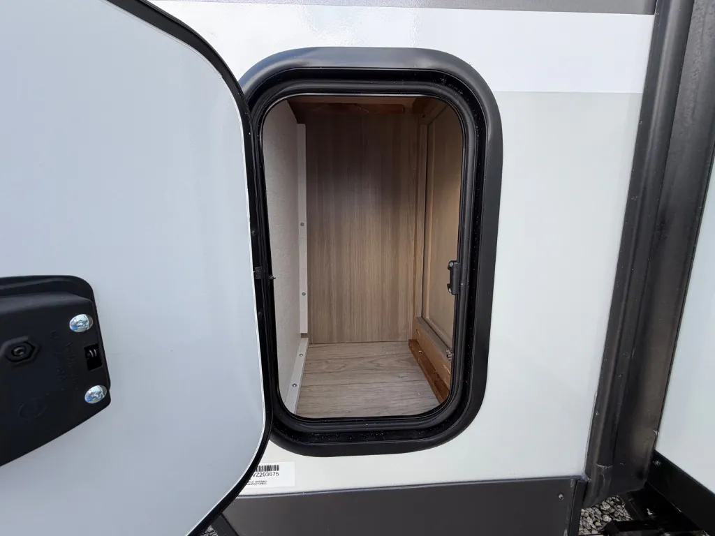 2027 Forest River Flagstaff Micro Lite 25MBR — Photo 5