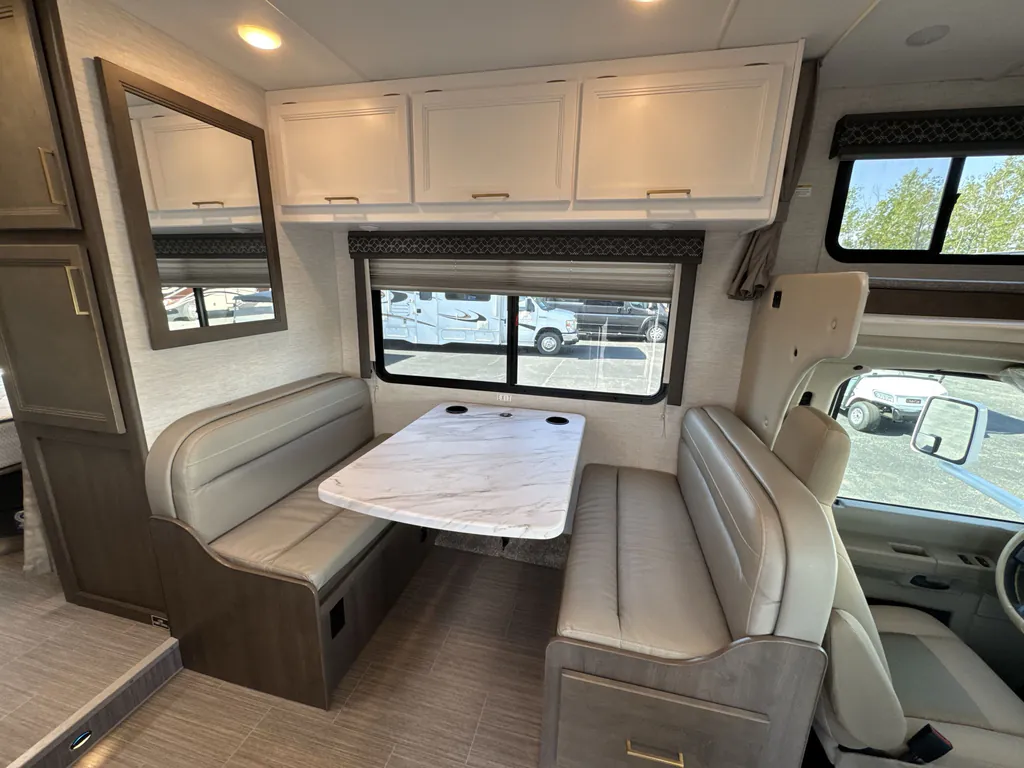 2025 Thor Motor Coach Freedom Elite 22FE, Photos photo 3
