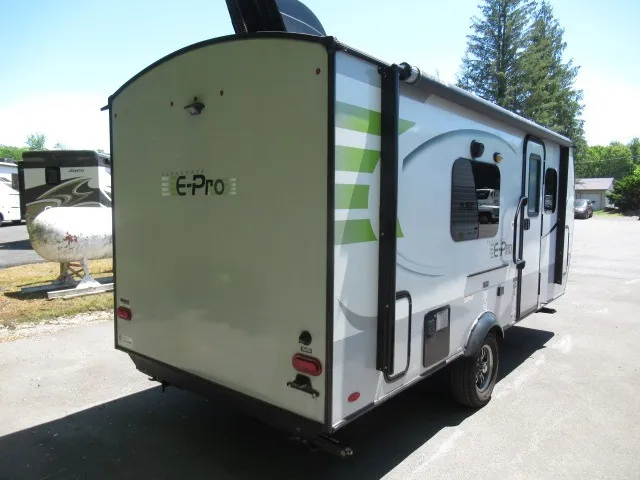 2018 Forest River RV Flagstaff E-Pro 19FD - Photo 4