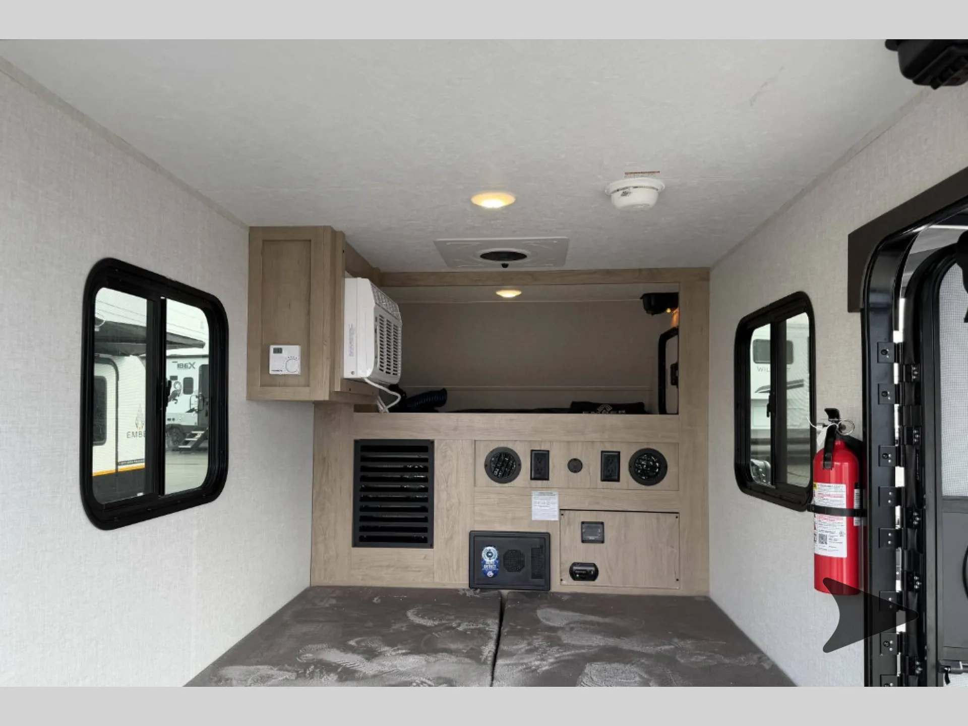 2026 Ember RV E-Series 12FK - Photo 4