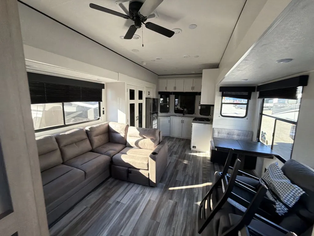 2026 Jayco Jay Flight Bungalow 404LOFT DS, Photos photo 7