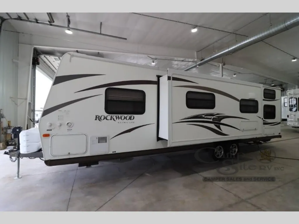 2014 Forest River Rockwood Ultra Lite 2702SS, Photos photo 11