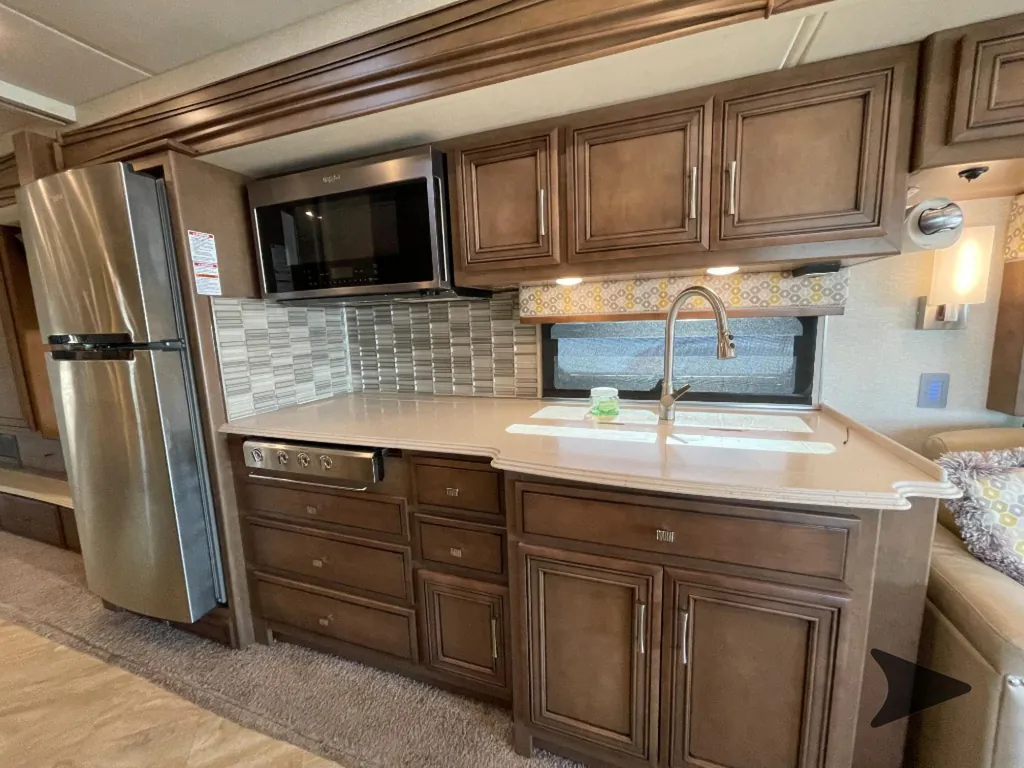 2020 Newmar Canyon Star 3929, Photos photo 20