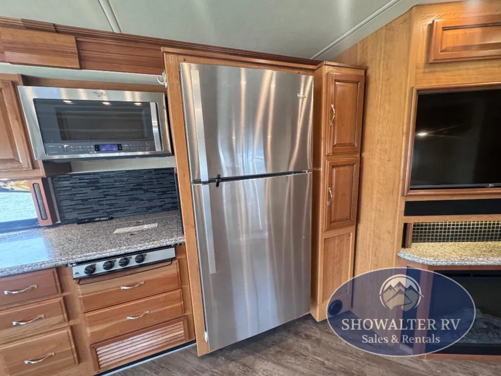2016 Fleetwood Pace Arrow LXE 38K, Photos photo 25