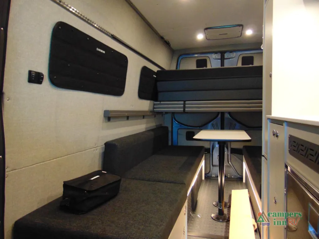 2024 Outside Van Approach 170, Photos photo 41