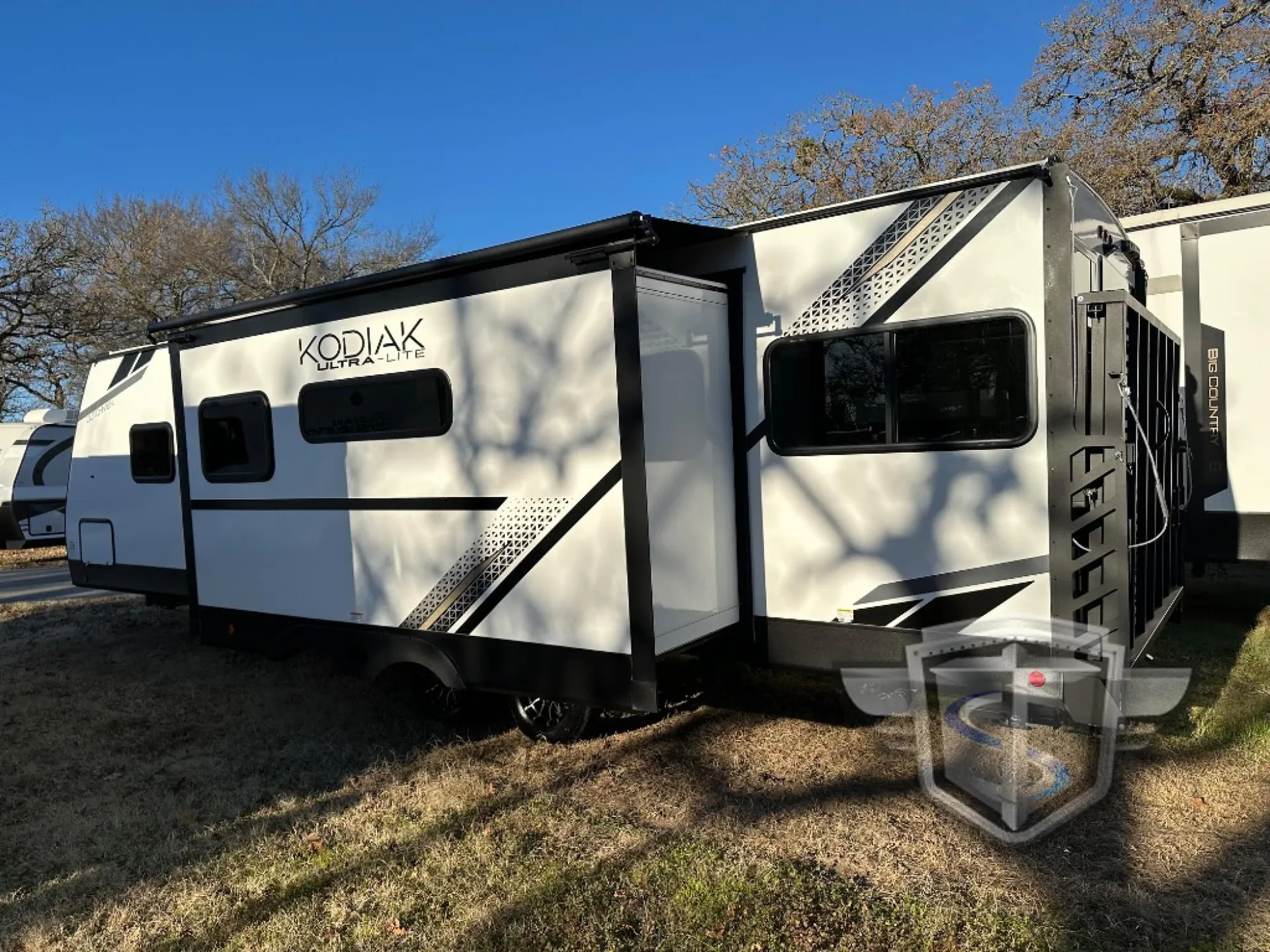 2025 Dutchmen Kodiak Ultra-Lite 308BHSL - Photo 4