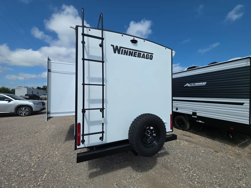 2027 Winnebago Micro Minnie 2108DS, Photos photo 3