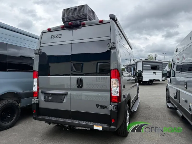 2027 Thor Motor Coach Rize 18Z - Photo 3