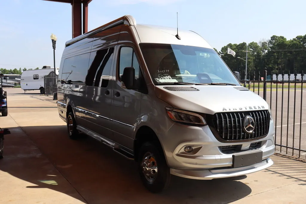 2026 Airstream Interstate 24GT - Photo 2