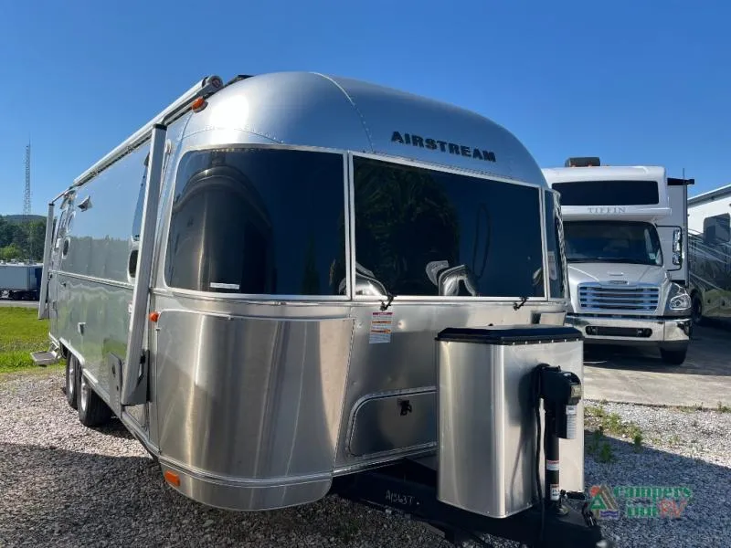 2023 Airstream International 25FB - Photo 2