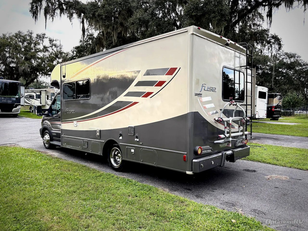 2017 Winnebago Fuse 23T - Photo 4