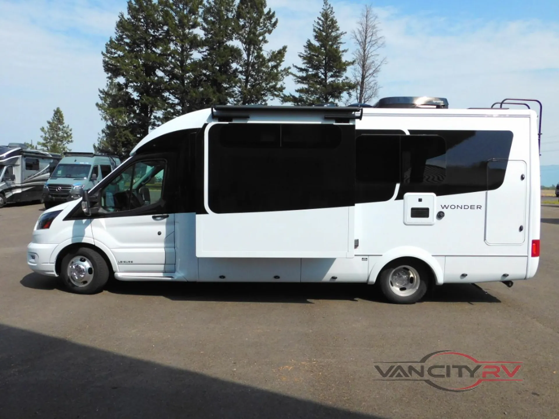 2025 Leisure Travel Wonder W24MBL - Photo 3