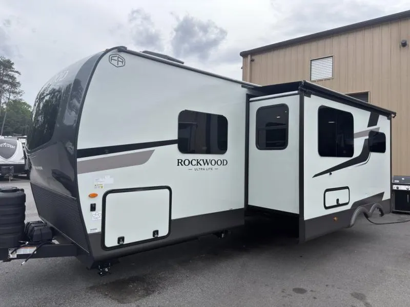2026 Forest River Rockwood Ultra Lite 2706BH - Photo 4
