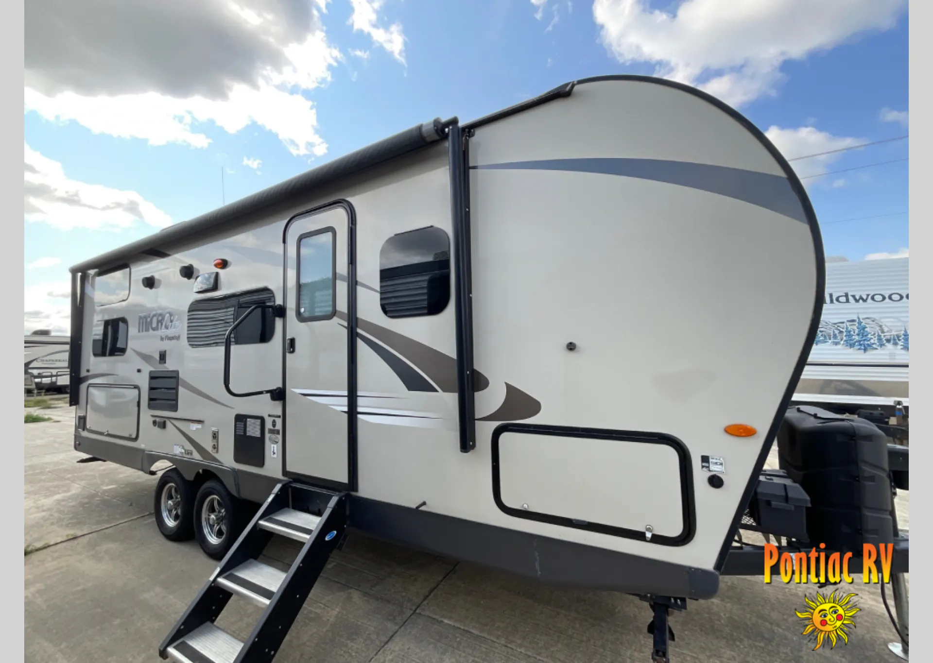 2019 Forest River Flagstaff Micro Lite 25BRDS - Photo 2
