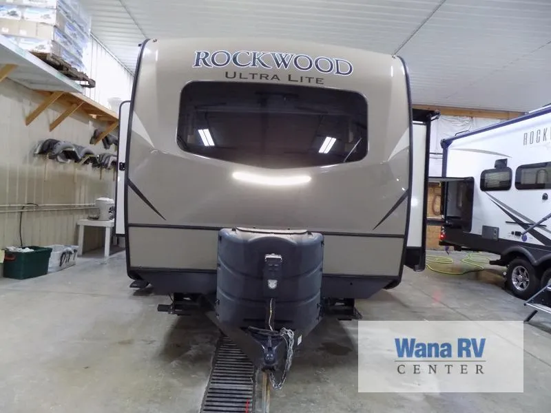 2018 Forest River RV Rockwood Ultra Lite 2304DS - Photo 2