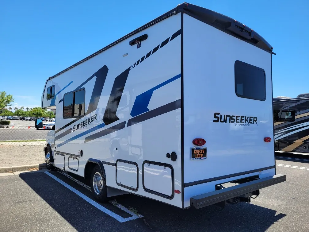 2025 Forest River Sunseeker 2350 LE - Photo 3