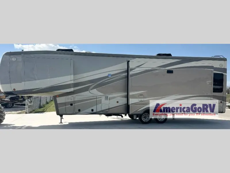 2020 DRV Mobile Suites 38RSSA - Photo 4