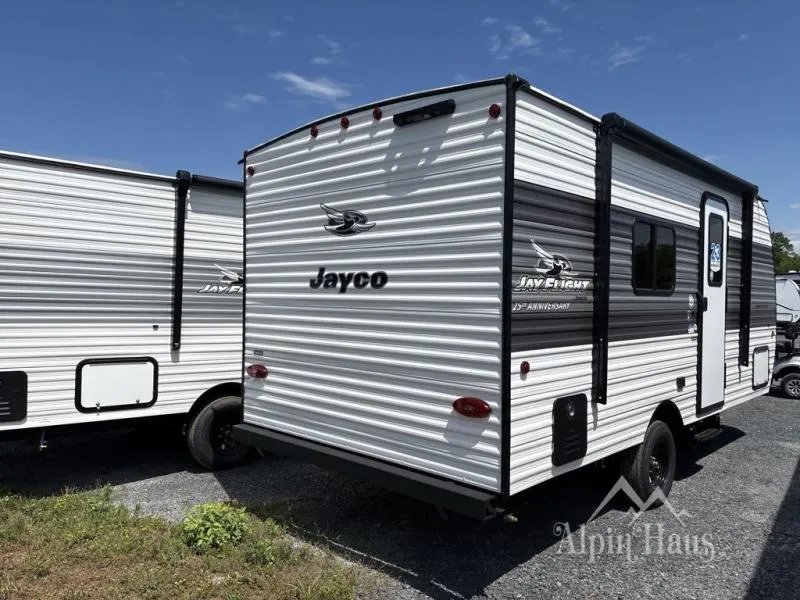 2027 Jayco Jay Flight SLX 170FQ - Photo 3