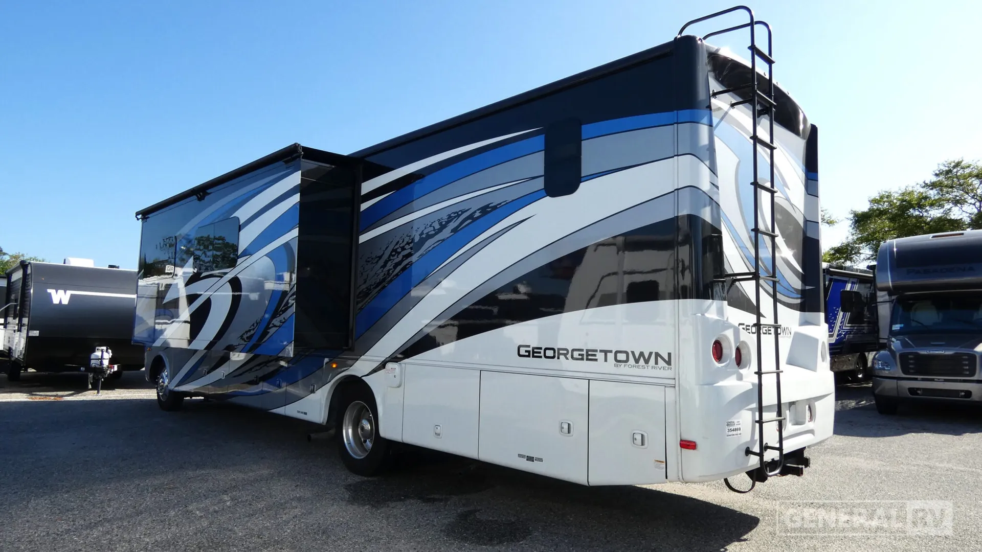 2020 Forest River Georgetown XL 369DS - Photo 4