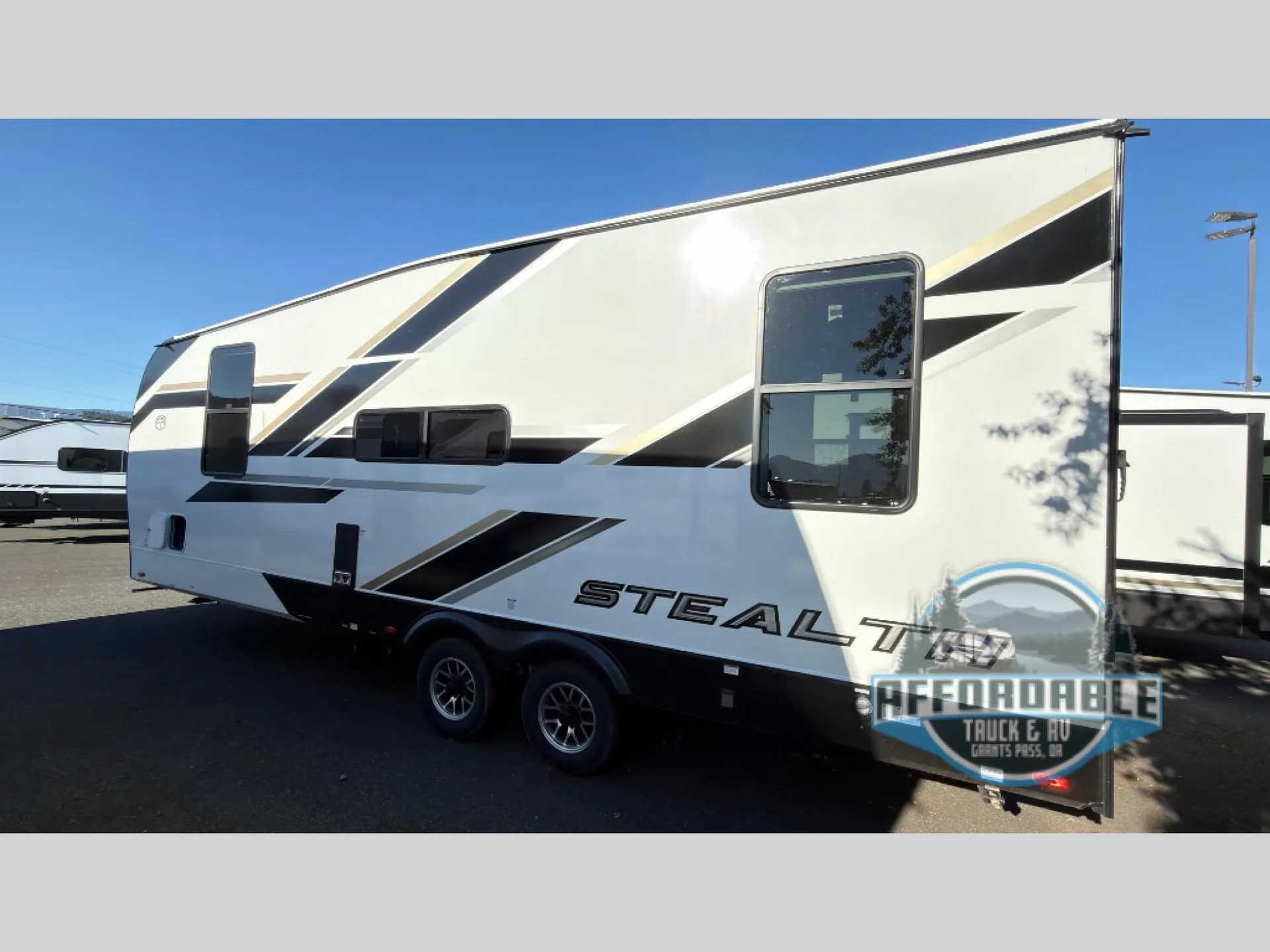 2027 Forest River RV Stealth 2513 - Photo 4