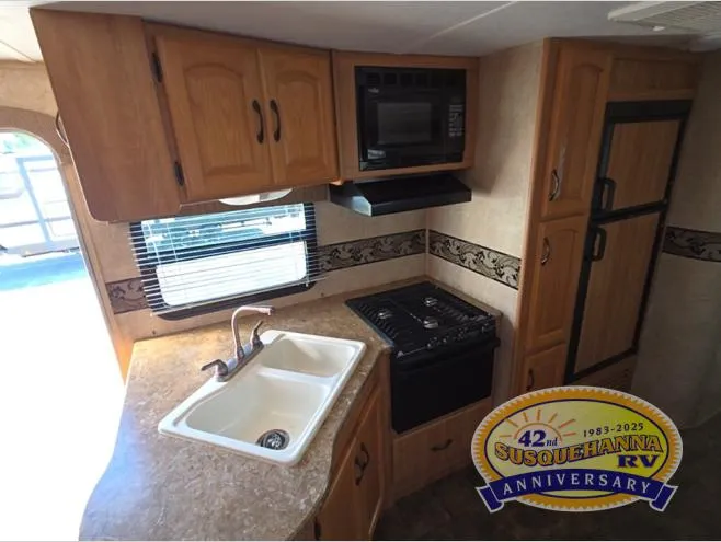 2011 Keystone RV Sprinter 311BHS - Photo 3