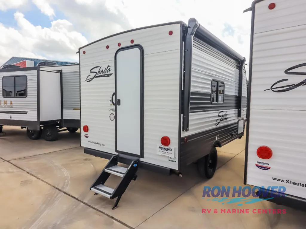 2026 Shasta Compact 17LB, Photos photo 12