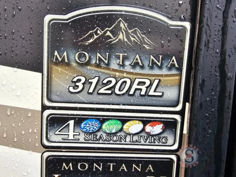 2019 Keystone Montana 3120RL - Photo 3