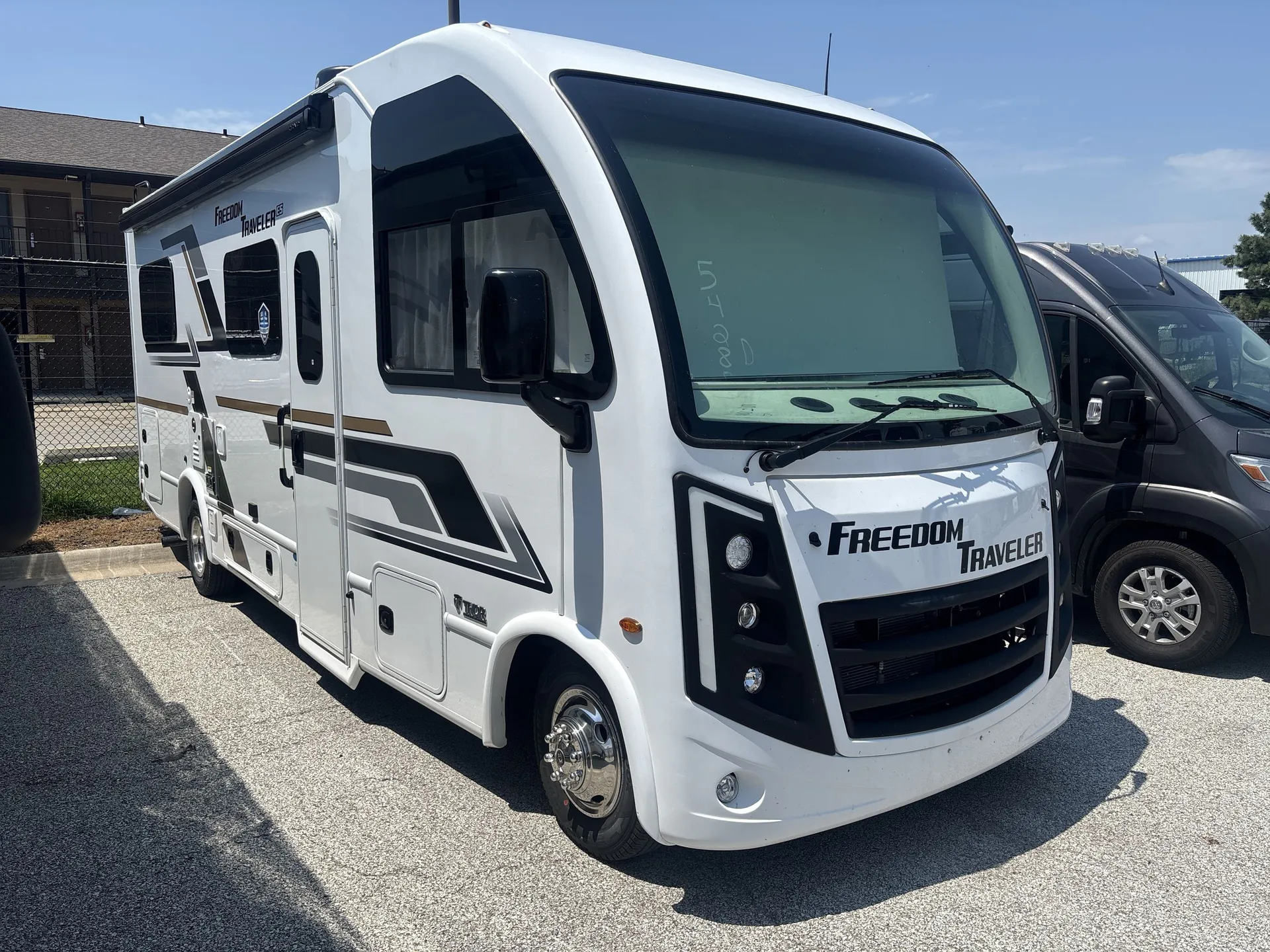 2027 Thor Motor Coach Freedom Traveler A24 - Photo 2