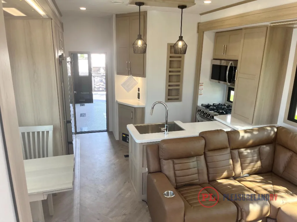 2026 Keystone Raptor 433, Photos photo 12