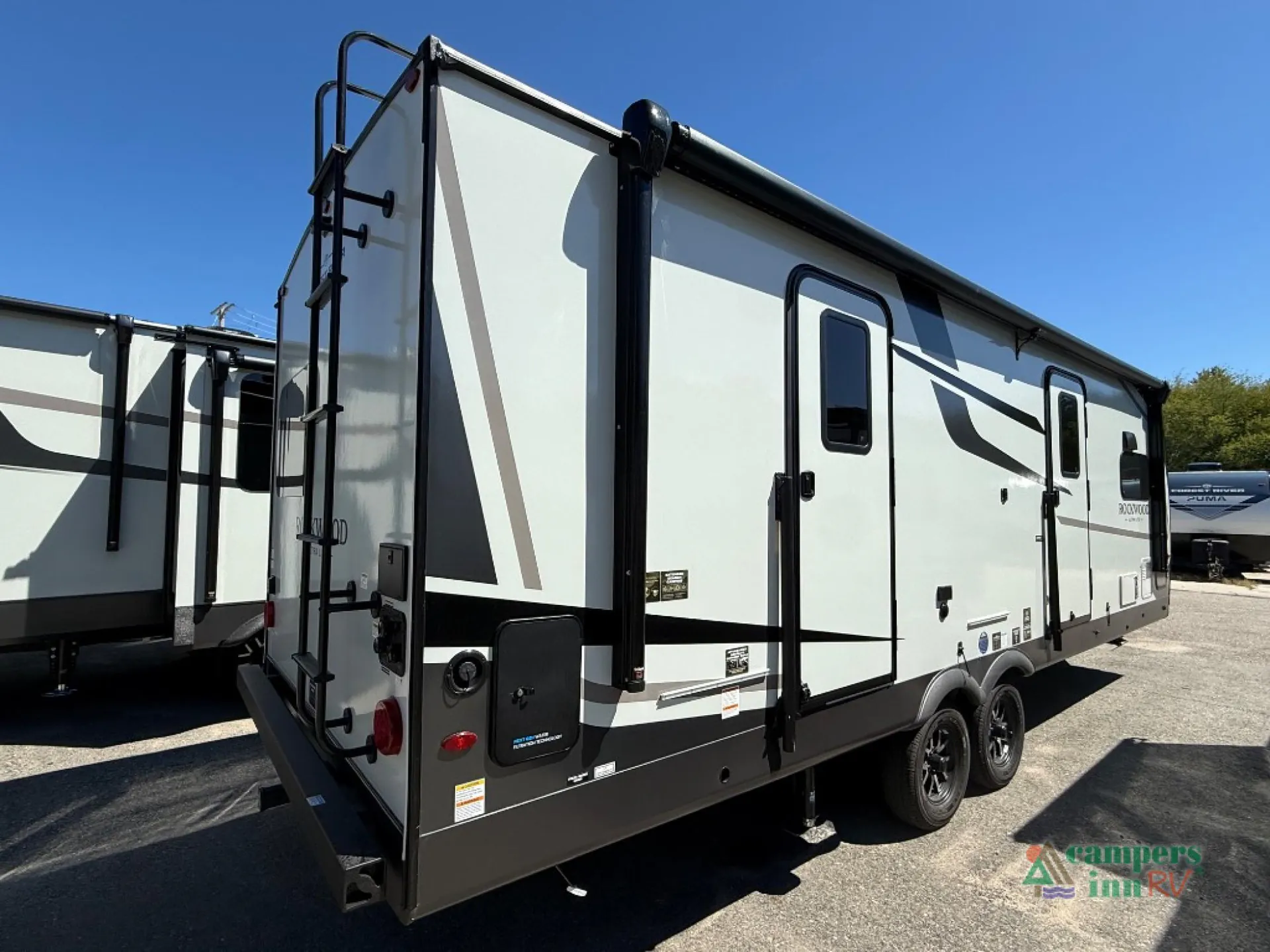 2027 Forest River Rockwood Ultra Lite 2608BS — Photo 5