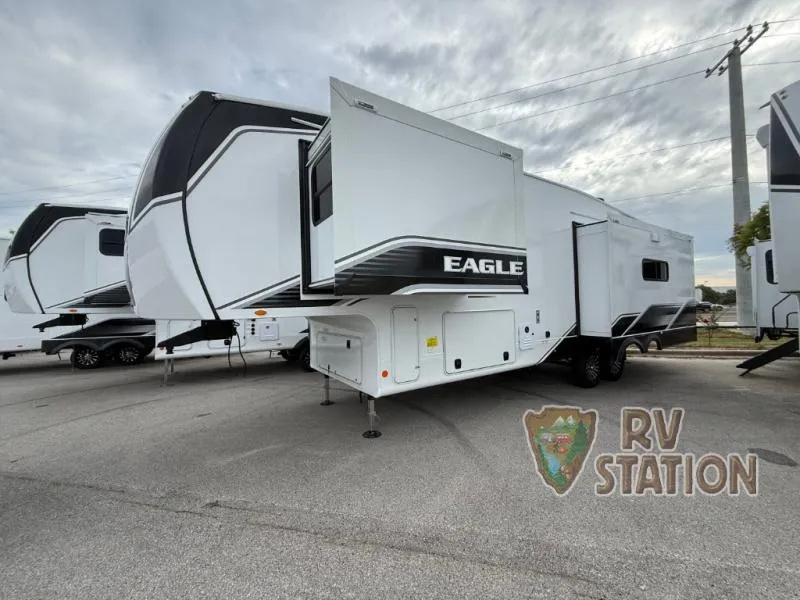 2026 Jayco Eagle 321RSTS - Photo 2