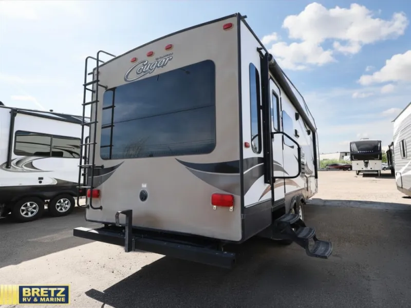 2016 Keystone RV Cougar Half-Ton Series 277RLSWE - Photo 4