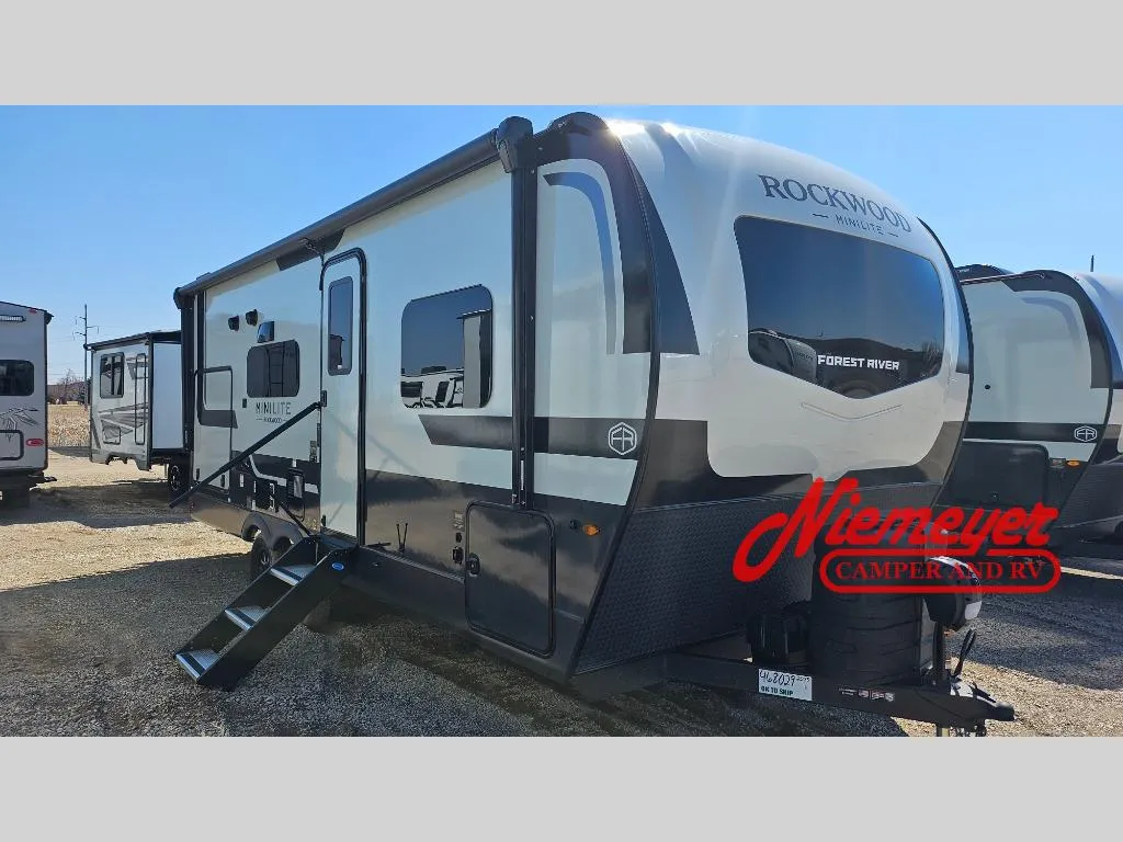 2026 Forest River Rockwood Mini Lite 2513S - Photo 2