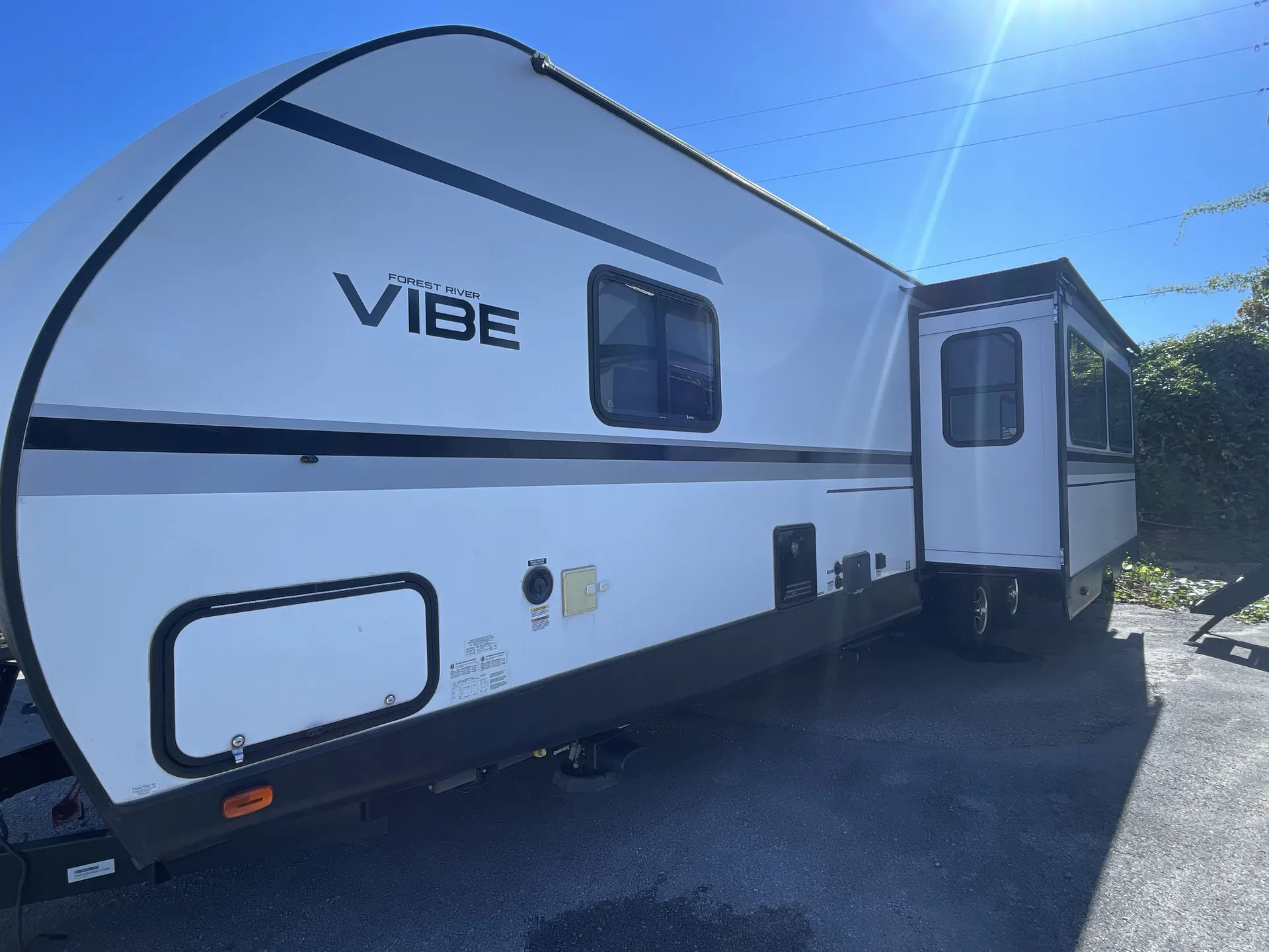 2023 Forest River Vibe 34BH — off campside