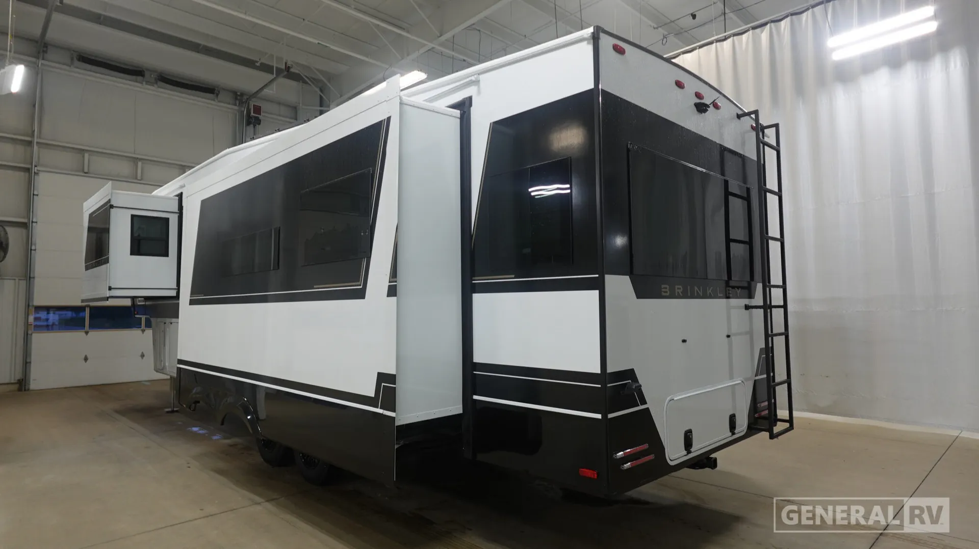 2026 Brinkley Model Z 3100 - Photo 4