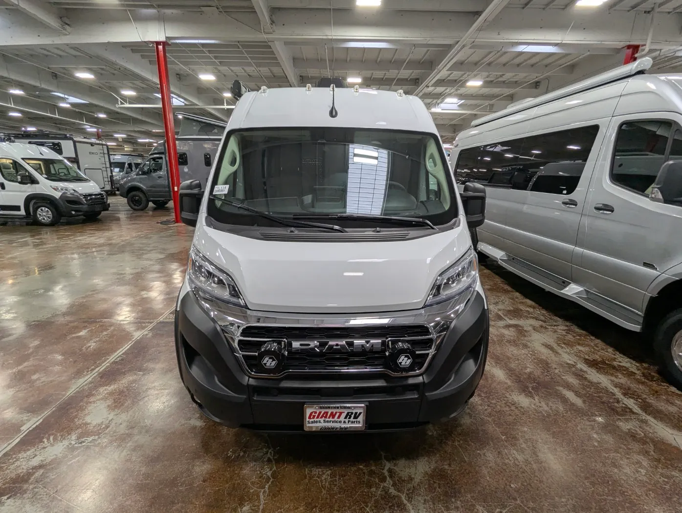 2026 Thor Motor Coach Tellaro 20U - Photo 3