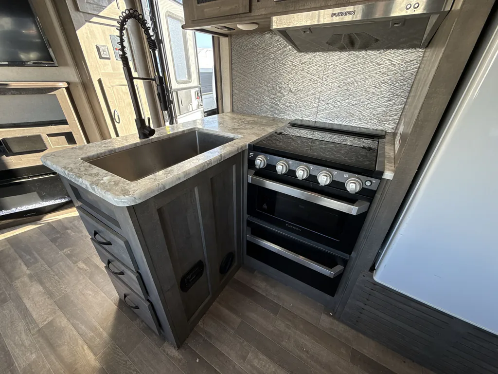 2020 Forest River Vibe 32BH, Photos photo 10