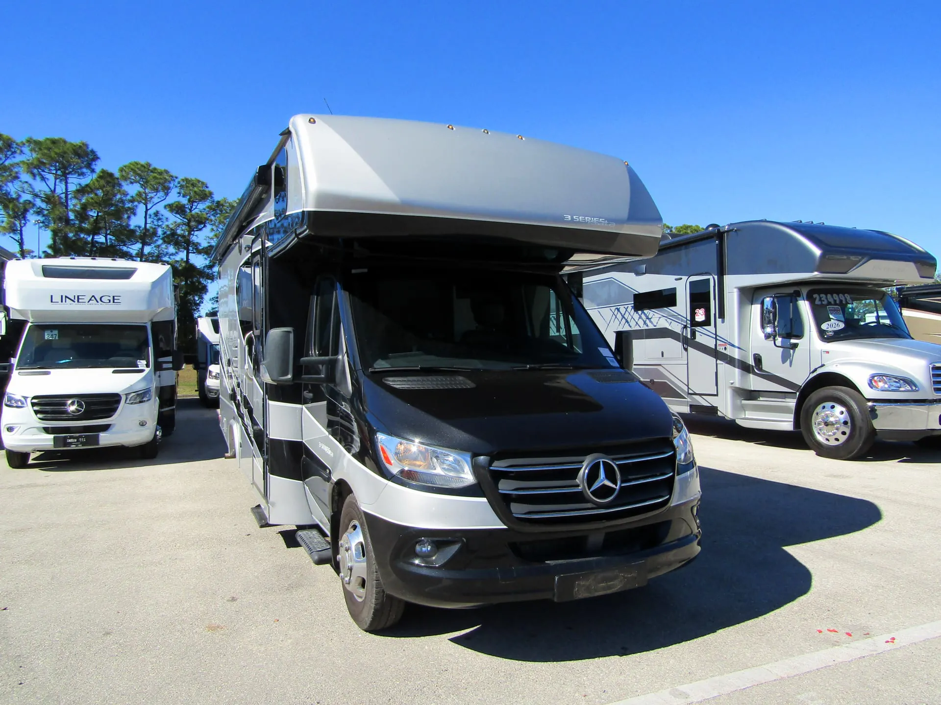 2022 Dynamax Corp Isata 3 Series 24FW - Photo 2