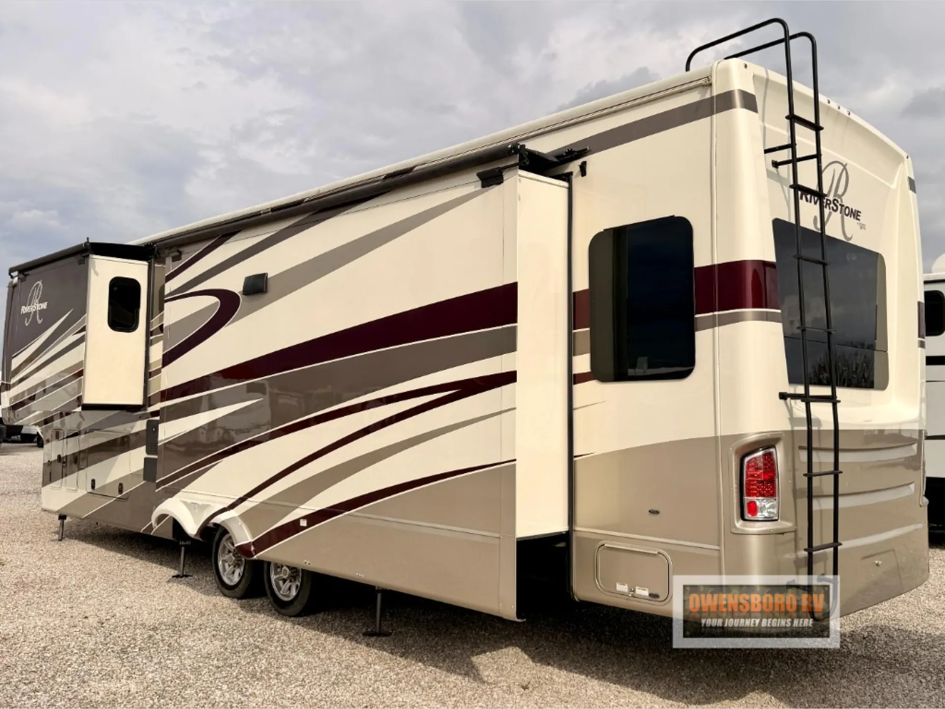 2017 Forest River Riverstone Legacy 38FB - Photo 4