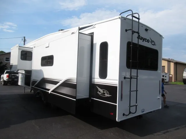 2025 Jayco Eagle 370FBTS - Photo 4